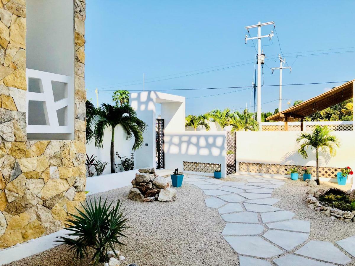 Playa 55 Beach Escape - Adults Only Guesthouse 塞莱斯通 外观 照片